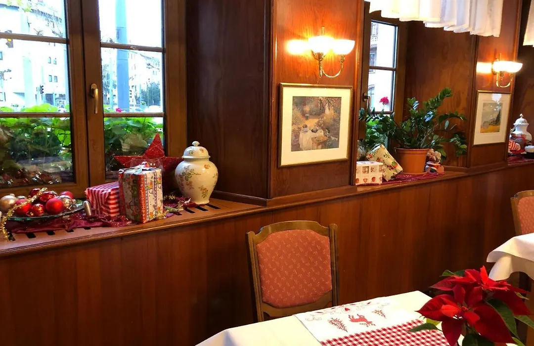 Hotel Rose Heidelberg Inklusive Fruehstueck, Saunanutzung Und Parkplaetze Nach Verfuegbarkeit-1